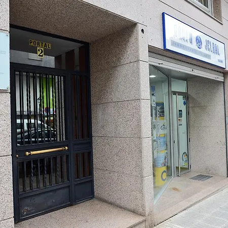 アパート Cruxa Garaje Incluido サンティアゴ・デ・コンポステーラ