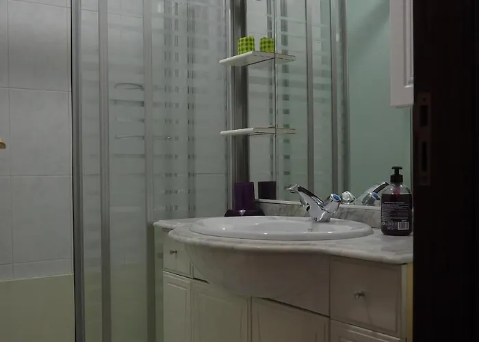 Cruxa Garaje Incluido アパート *